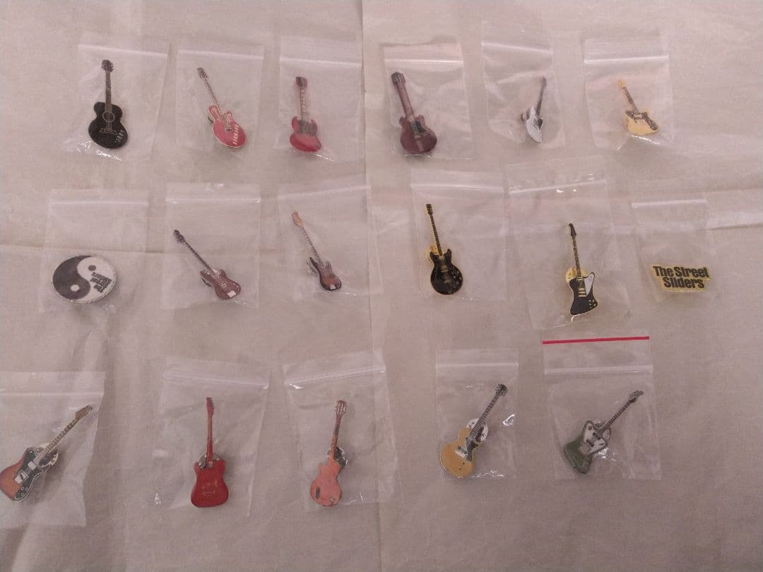 ストリートスライダーズ ギターピンバッジセット