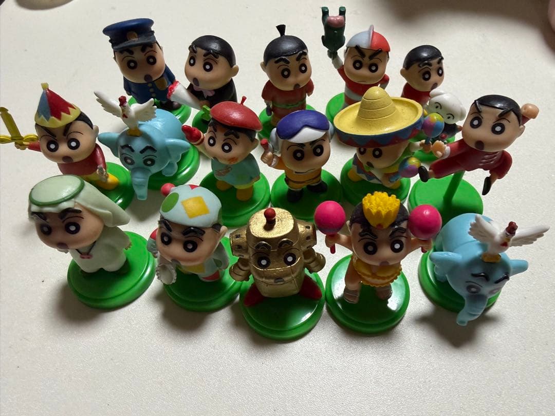 クレヨンしんちゃん フィギュア まとめ売り - メルカリ