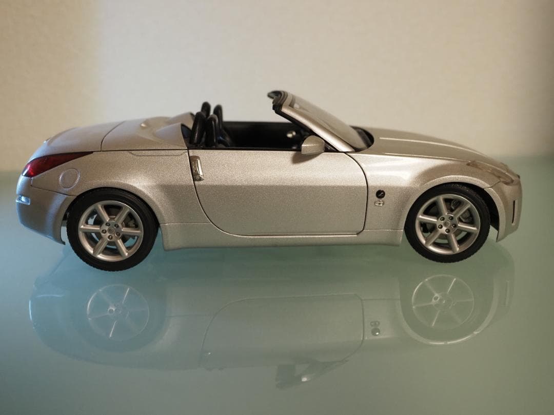 AUTOart 1/18 日産 フェアレディZ Z33 ロードスター シルバー