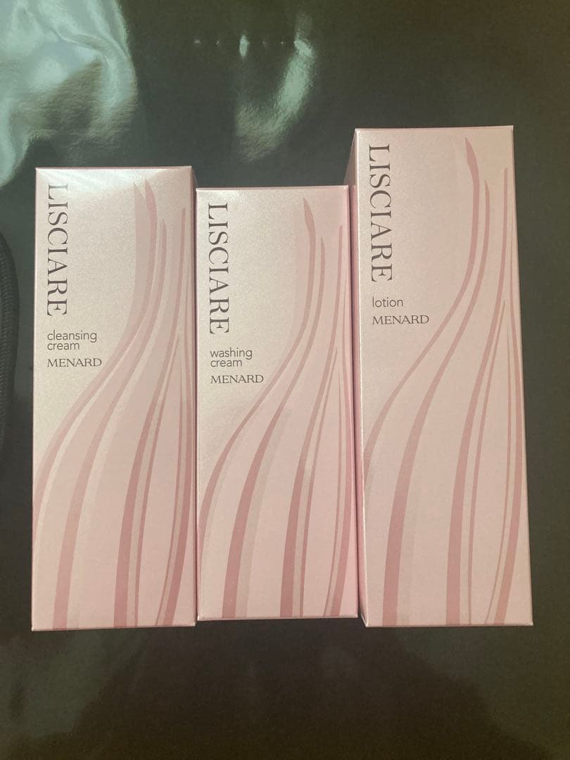 メナード　リシアル　3点