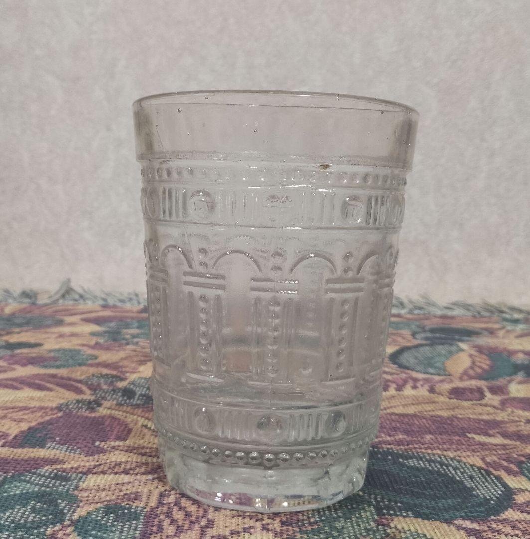 倉敷ガラス 酒瓶 黄緑色 八角形ガラスボトル 外村吉之助