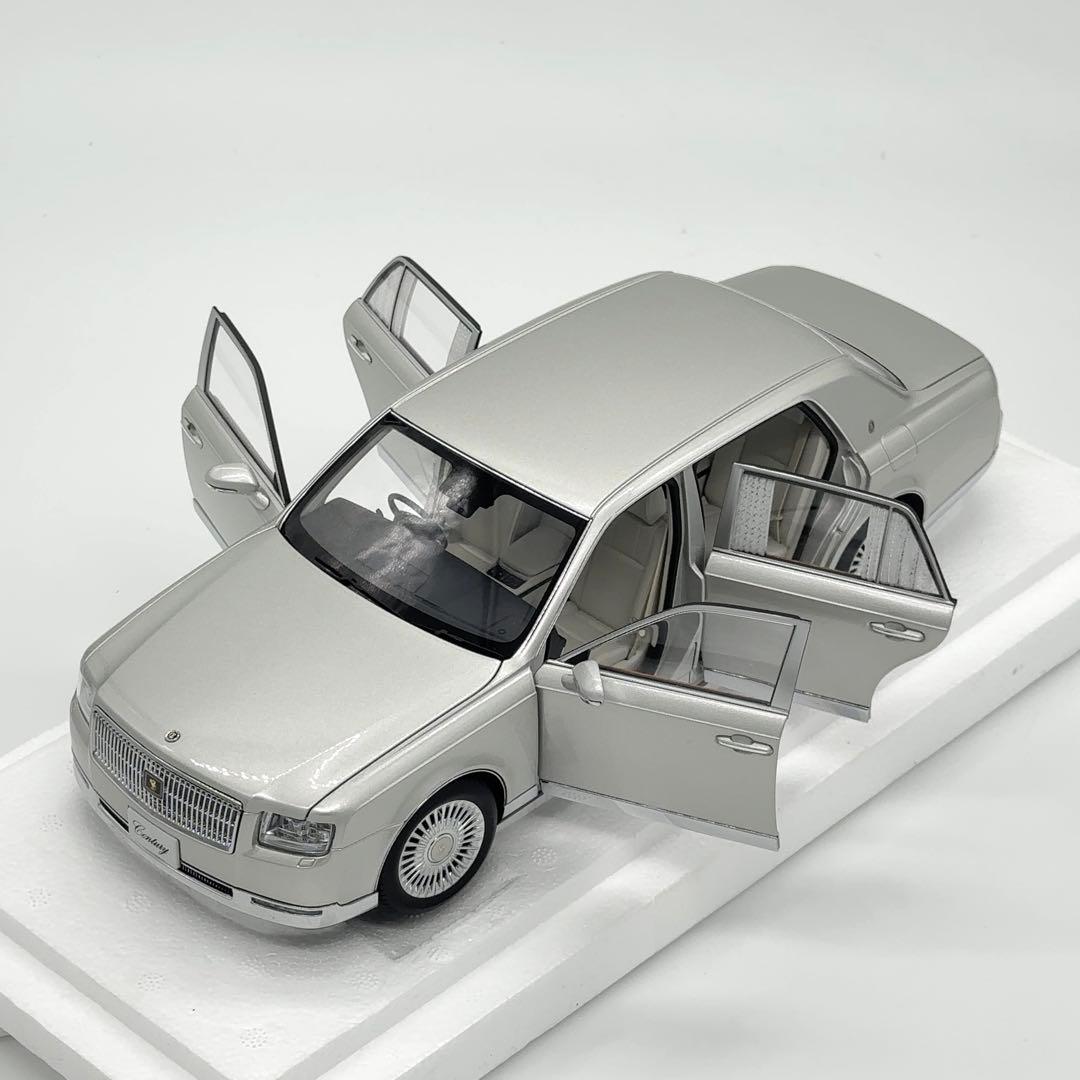 未使用 1/18 オートアート トヨタ センチュリー シルバー - メルカリ