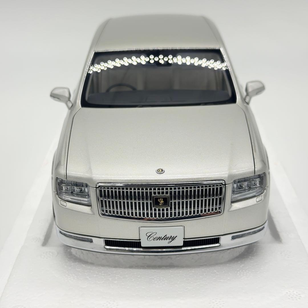 未使用 1/18 オートアート トヨタ センチュリー シルバー - メルカリ