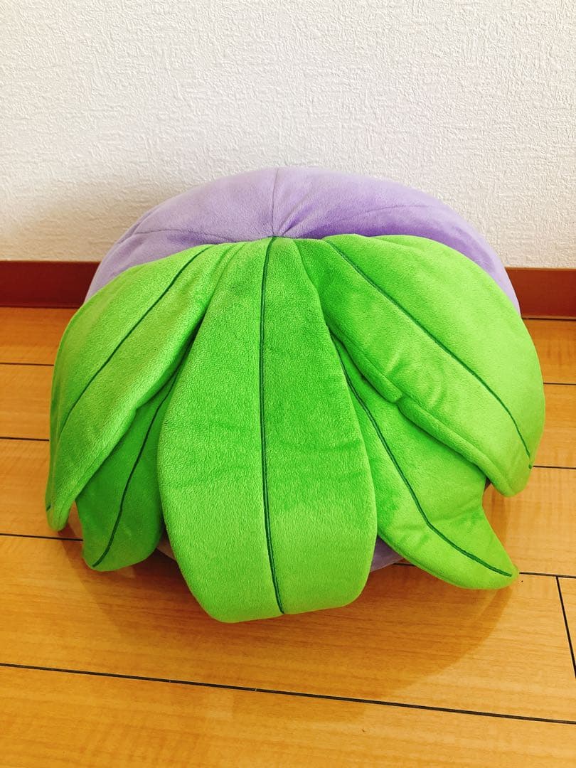 ナゾノクサ もっちりまんまるクッション - メルカリ