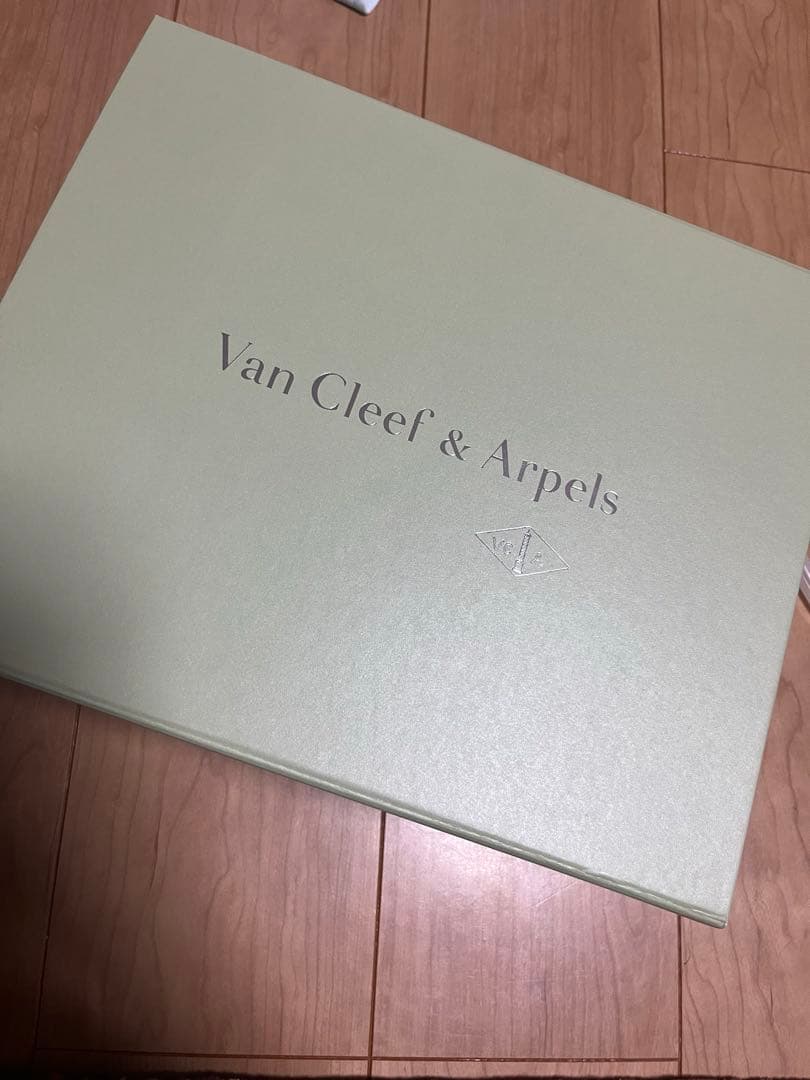 非売品？　ヴァンクリーフ&アーペル　お香セット