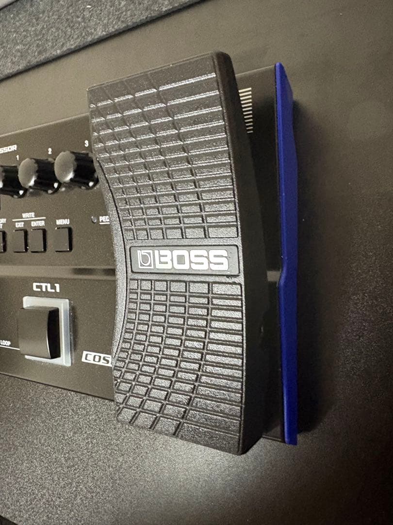 BOSS GT-1 ギターエフェクター 純正アダプタ付き - メルカリ