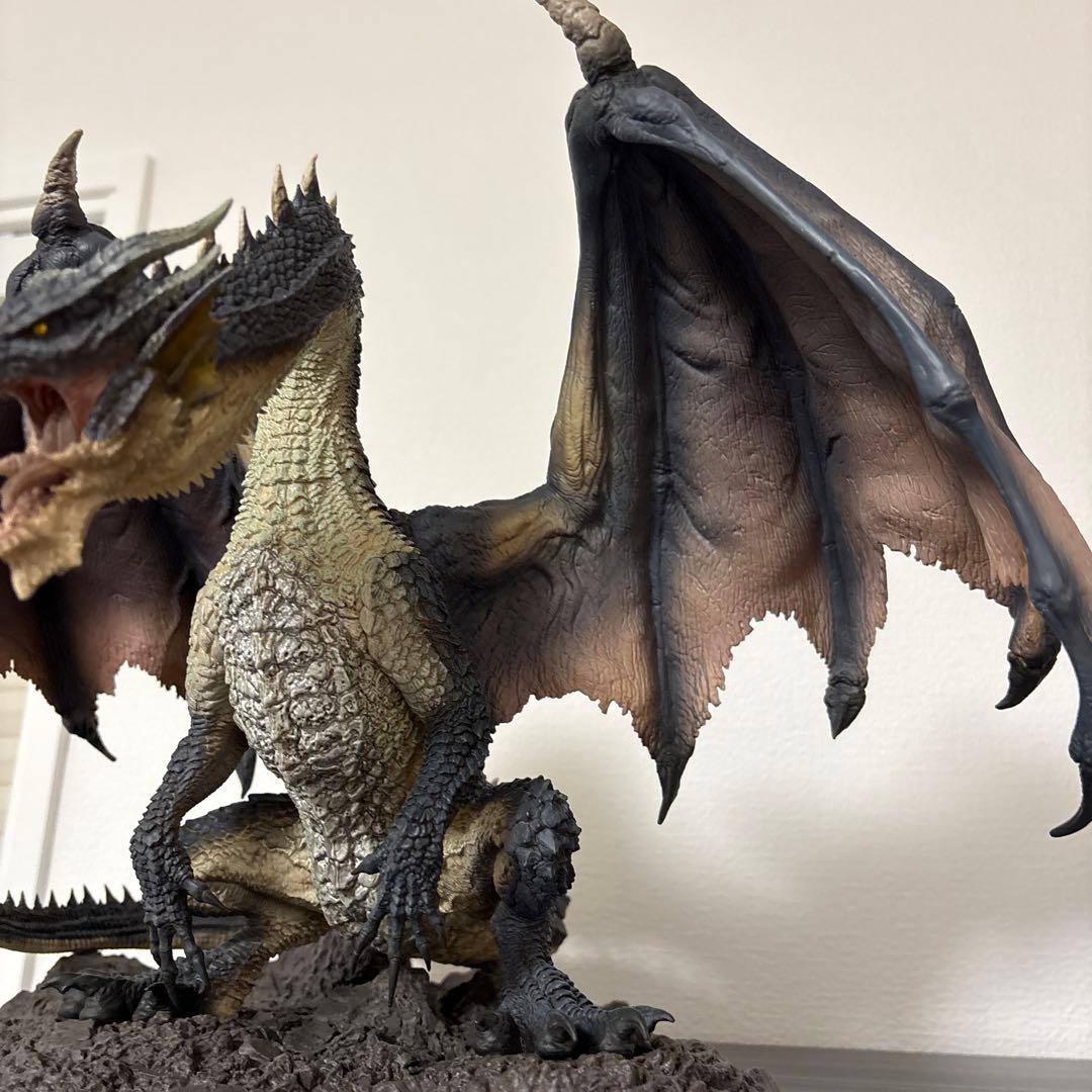 男青山稟空 モンスターハンター　ミラボレアス　フィギュア