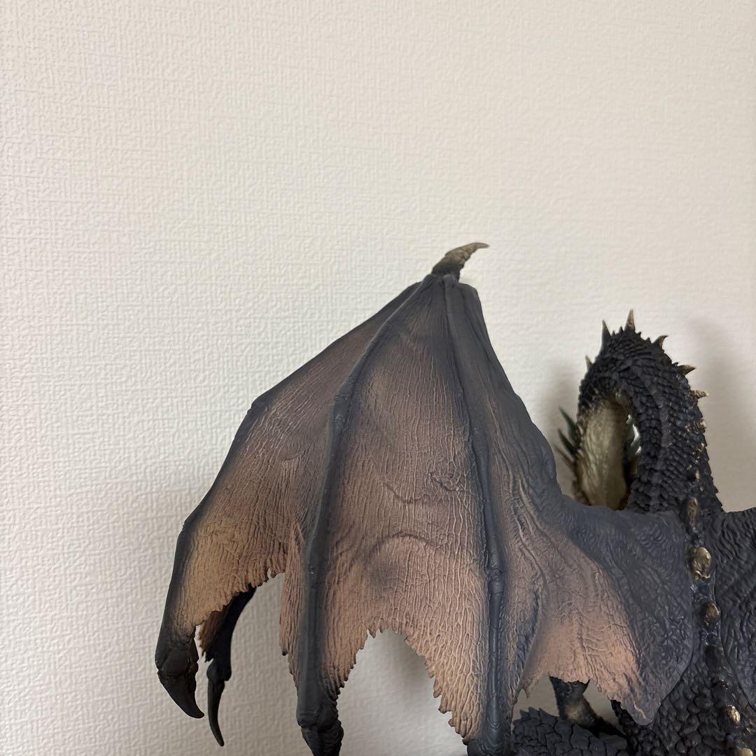 男青山稟空 モンスターハンター　ミラボレアス　フィギュア