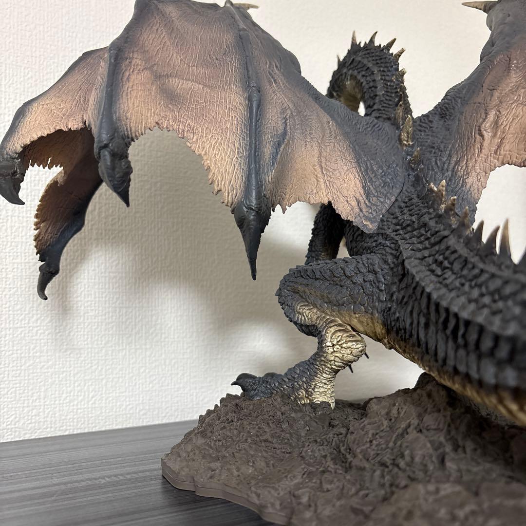 男青山稟空 モンスターハンター　ミラボレアス　フィギュア