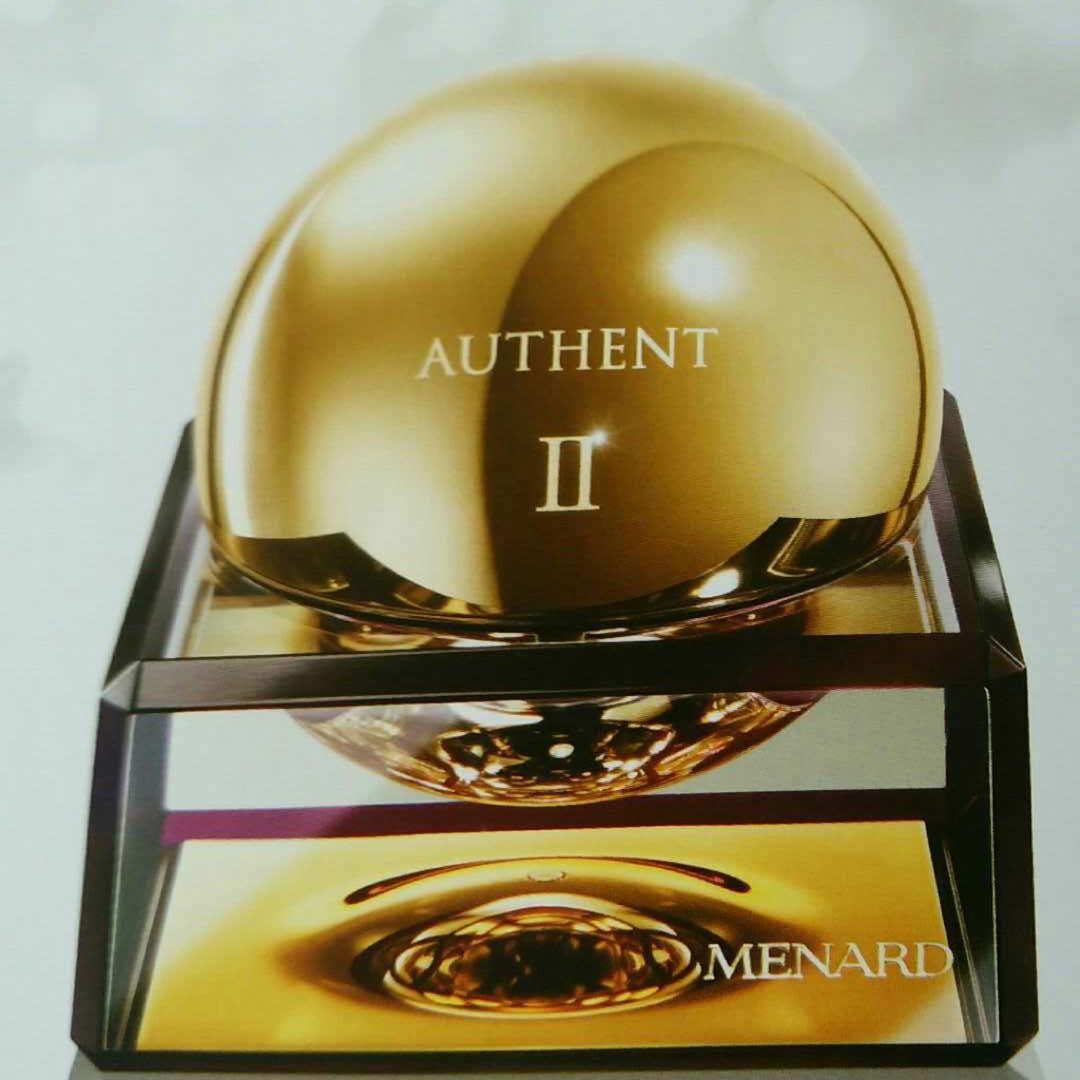メナード化粧品❣️オーセント
