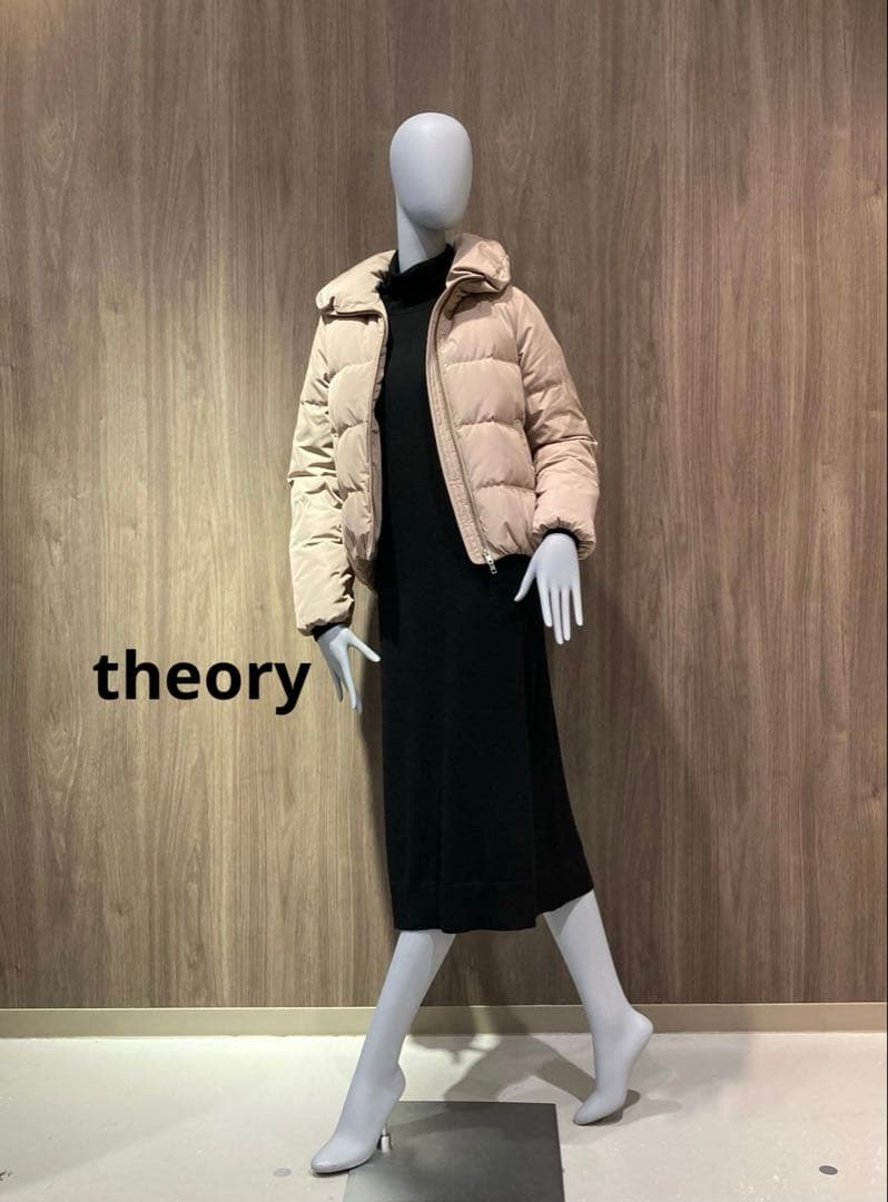 theory セオリー　MOMO ショートダウンジャケット　ベージュ