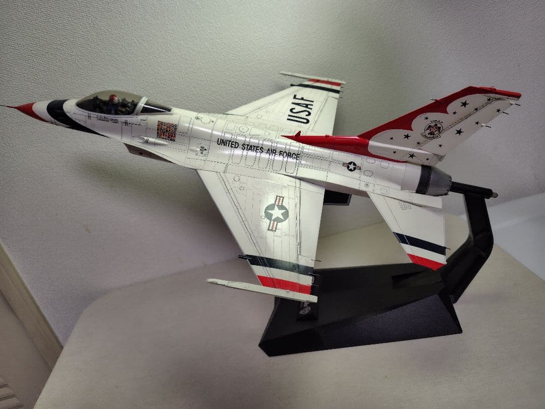タミヤF-16 Cアメリカ空軍 1/32マスターワークコレクション