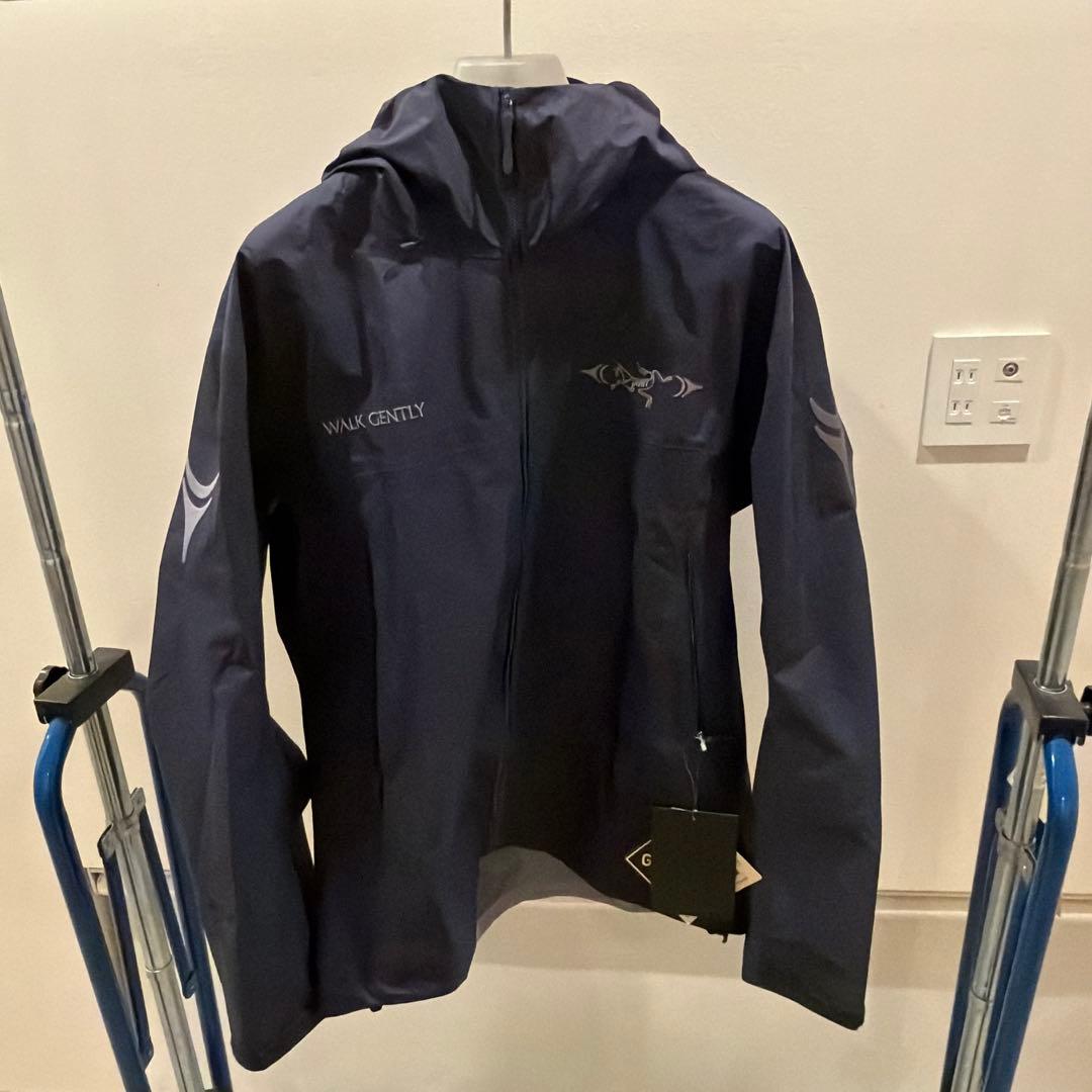 ジャケット・アウター ARC'TERYX WALK GENTLY BETA SL JKT XL