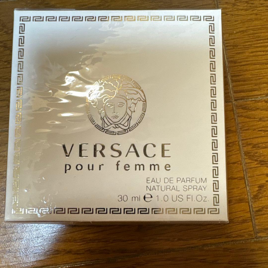 香水(女性用) VERSACE pour femme Eau de Parfum 30ml kousuiandco_ver027-030