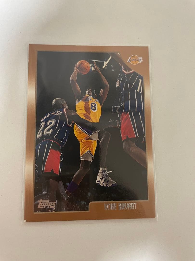 NBAカードコービー希少品