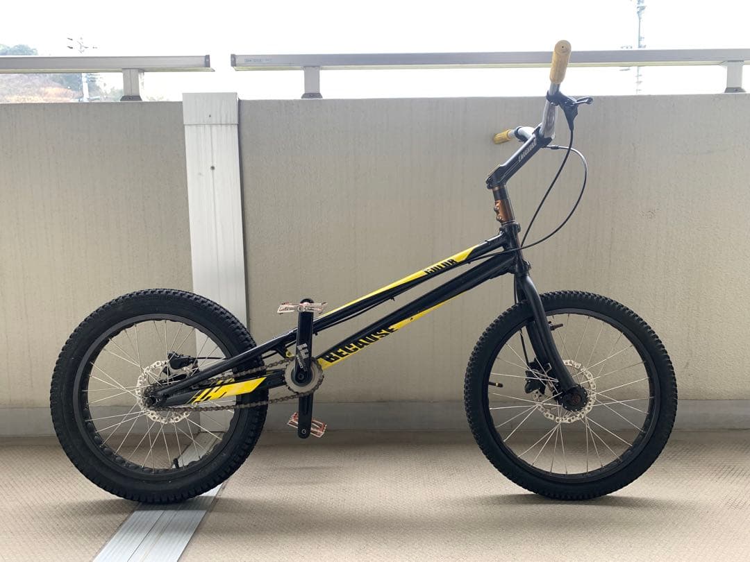 最終値下げ‼️引取り及び隣県限定‼️ Because トライアル自転車 20