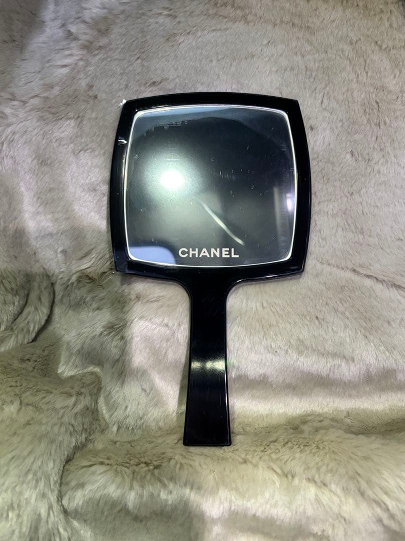 CHANEL スクエアミラー ブラック 約20cm - メルカリ