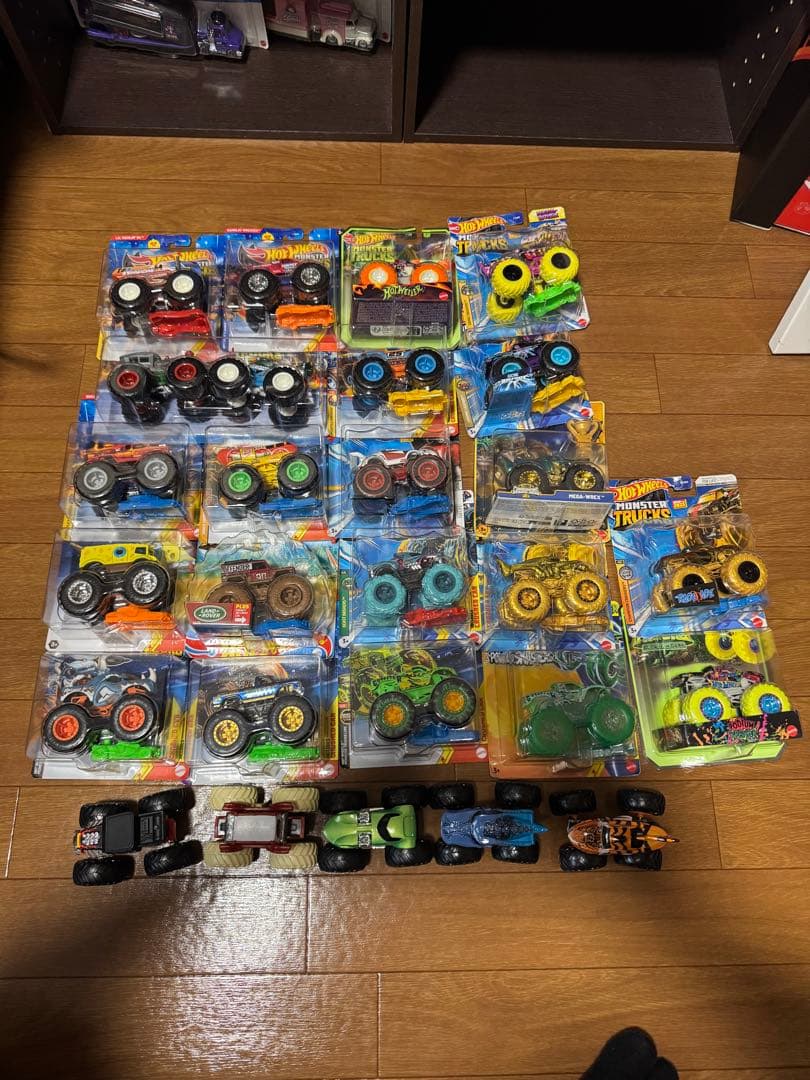 モンスタートラックミニカー 27個セット