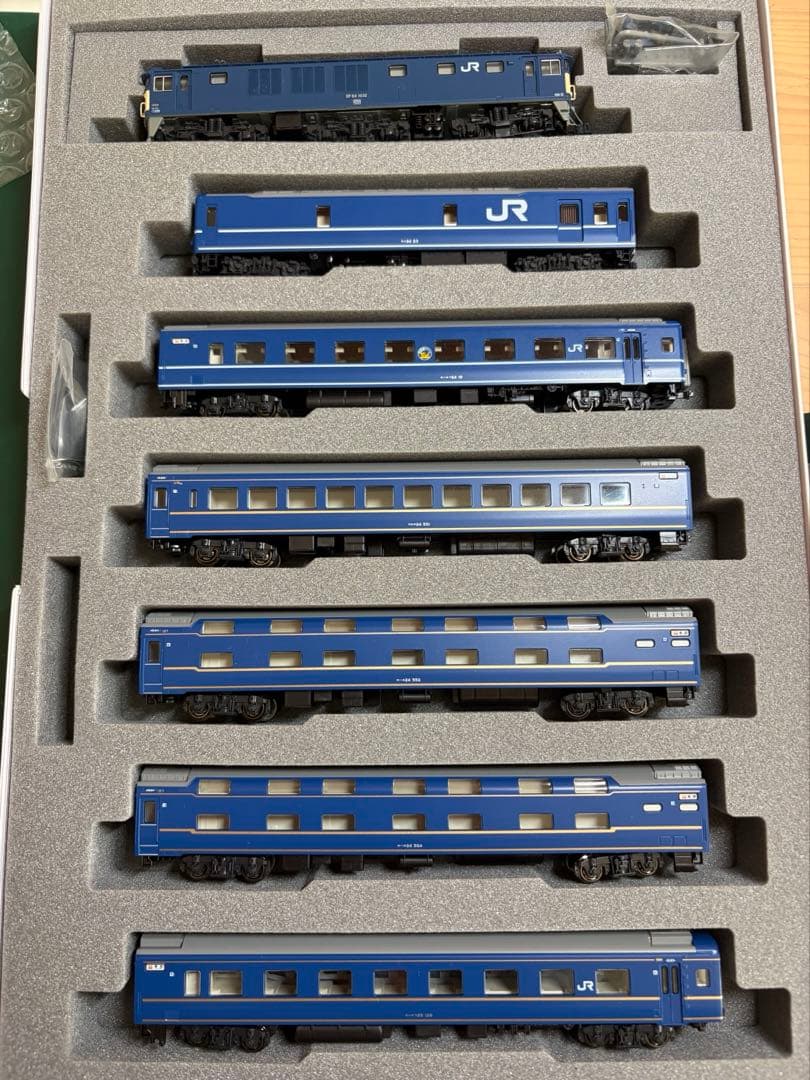 鉄道模型 Nゲージ KATO 3023-6 10-822 あけぼの フル編成 - メルカリ