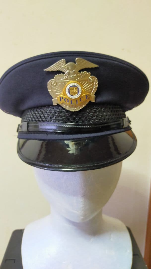 ロサンゼルス警察（LAPD）制帽とバッジ