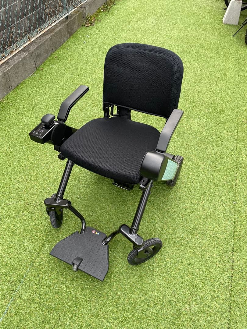 WHILL Model F 電動車椅子 ウィル　走行距離4km