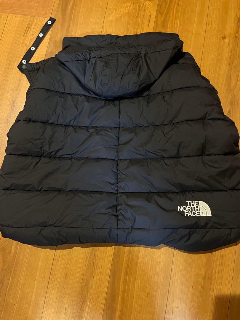 THE NORTH FACE フード付き抱っこ紐ブランケット　ブラック THE NORTH FACE＞パパもママもこれ、欲しい！｜ビームス 二子玉川｜BEAMS