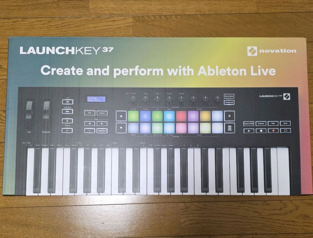 Novation Launchkey 37 MIDIキーボード Novation Launchkey 37 [MK3] Keyboard Controller | Guitar Center