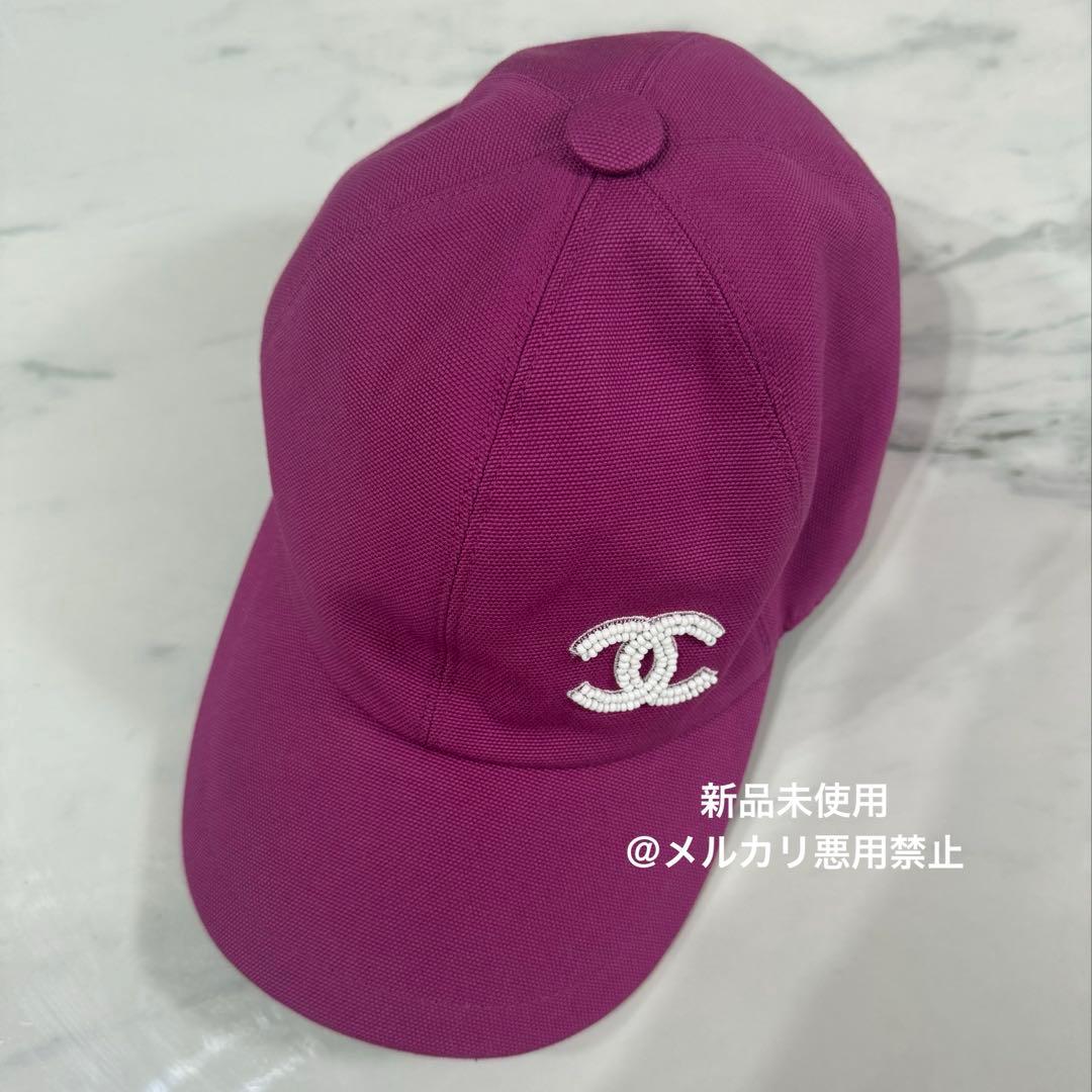 CHANELロゴ帽子♡
