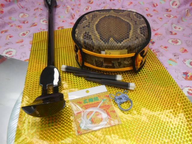 現品販売(送料無料)22.9805円　沖縄三線専キット沖縄三線専用棹、チーガ他