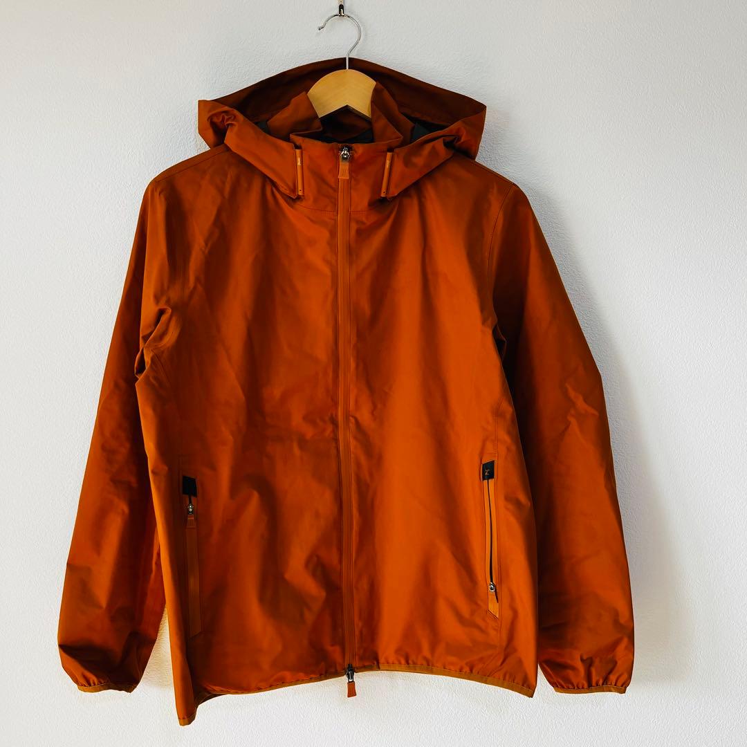 【新品未使用】Herno マウンテンパーカー　サイズ46 GORE-TEX HERNO（ヘルノ） マウンテンパーカー ウインドブレーカー メンズ