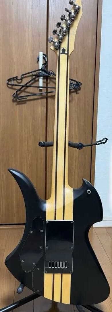 レア】B.C.Rich モッキンバード EXTREME 専用ケース付き - メルカリ