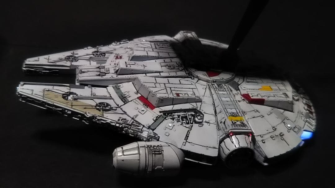 ミレニアムファルコン 電飾改修 完成品 1/350 管A4 帝国の逆襲 - メルカリ