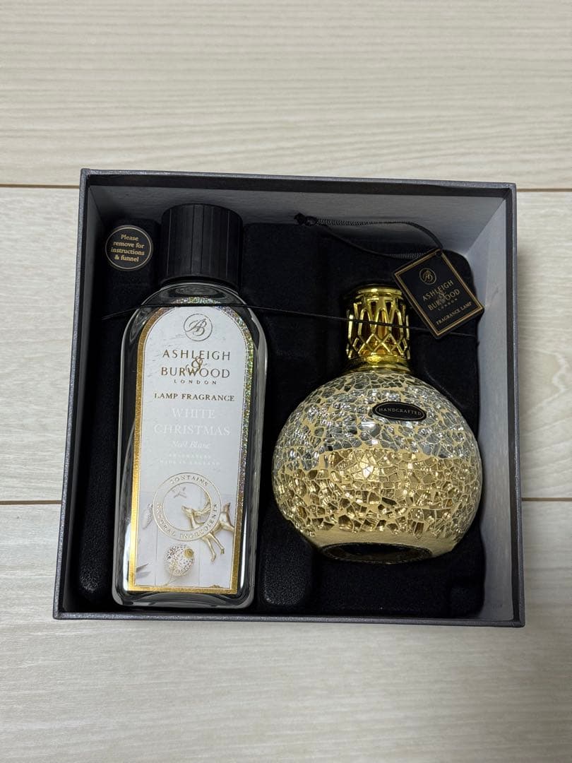 アシュレイ&バーウッド【未使用】ホワイトクリスマス　フレグランスランプ Amazon.co.jp : Ashleigh＆Burwood ランプフレグランス ホワイト