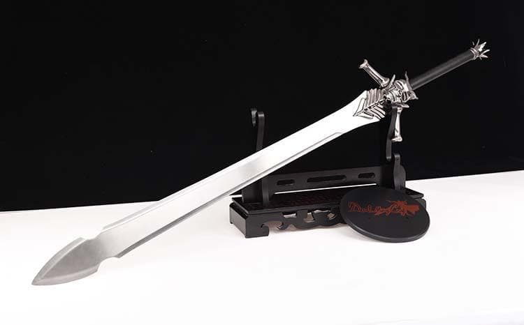 反逆の刃1：1フルメタルコスプレ周辺モデル 鑑賞用 手鍛造打 Axe Heaven Black Vintage Distressed Fender Strat Mini – Joe