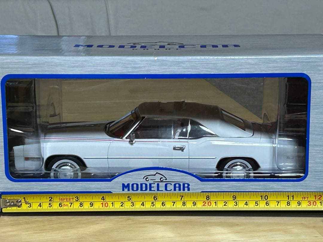 1976 Cadillac Eldorado Convertible 1/18 - メルカリ