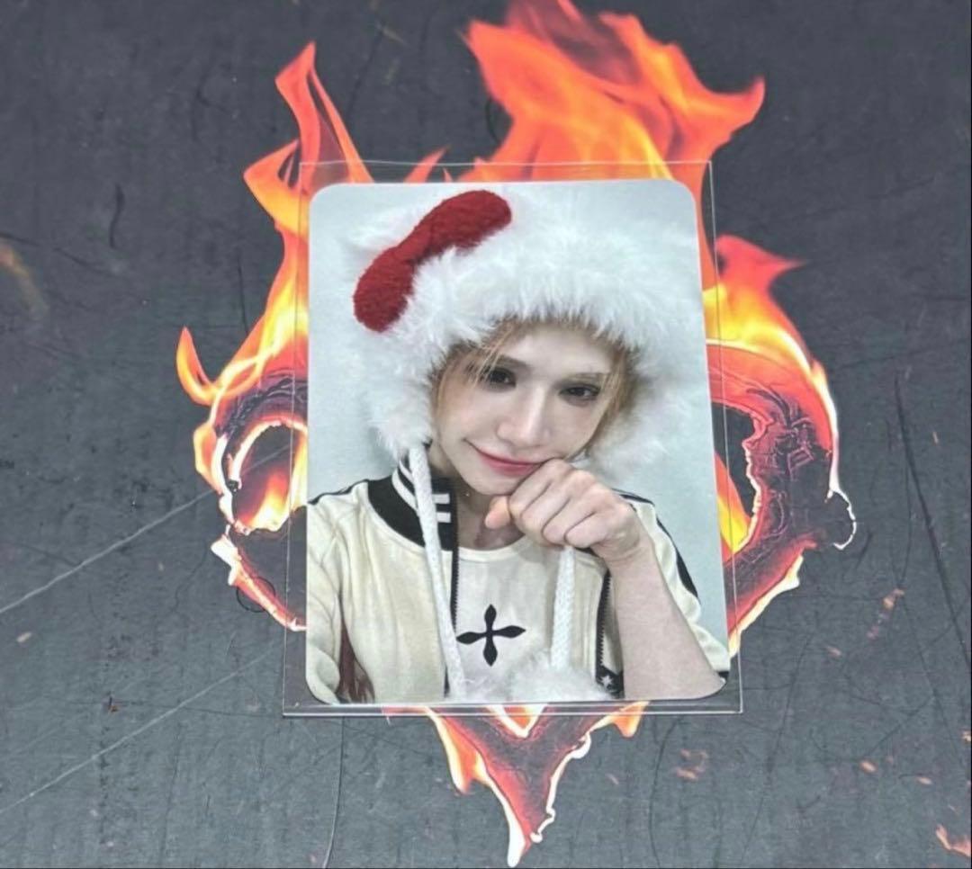 XLOV STARLIKEMUSIC ウムティ トレカ 키티러브ver. - メルカリ