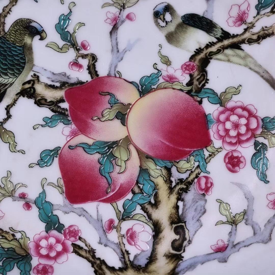 中国古美術・珍蔵粉彩・花鳥絵磁器の中皿・純手描き・刺繍箱付・置物