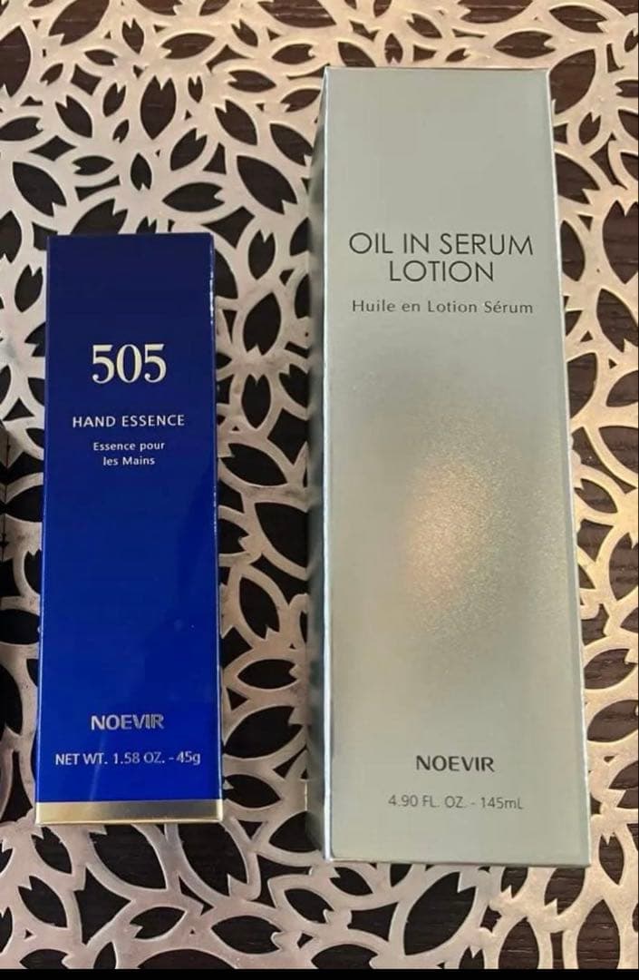 ノエビア　オイルインセラムローション・ ハンドエッセンス505 セット