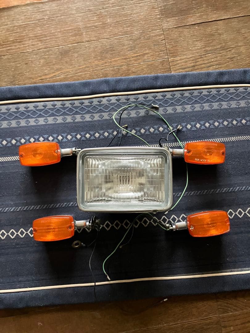 スズキRG80 ヘッドライト・ウィンカーセット