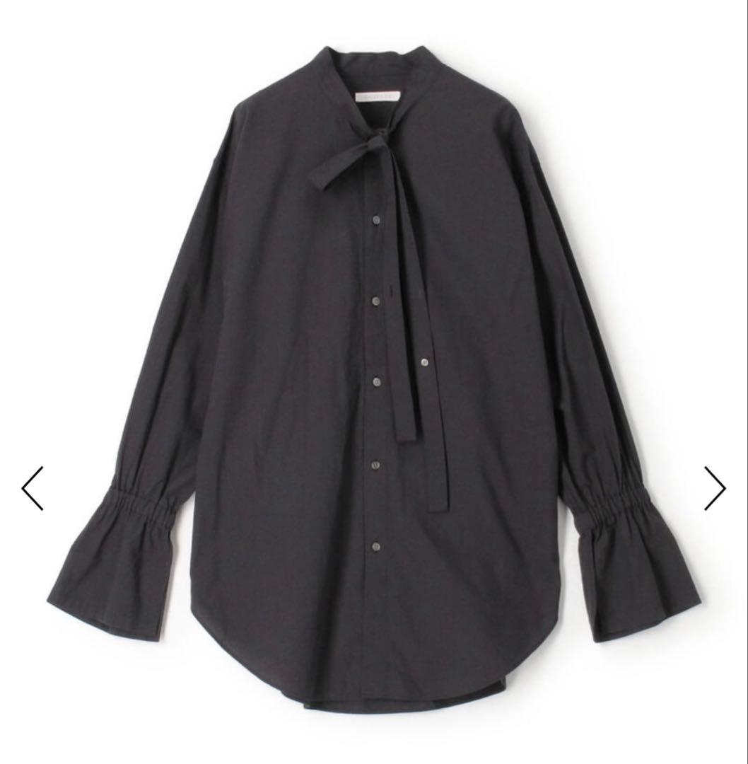 美品　GALERIEVIE コットンロングタイシャツ　ブラック　ボウタイ　リボン コットン ロングタイシャツ｜トゥモローランド 公式通販
