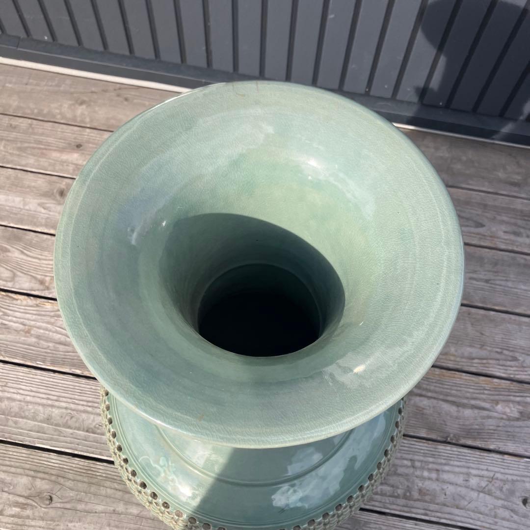 青山作 特大壺 高麗青磁 透かし 雲鶴紋 二層網目 花瓶 網目彫 緑色 双