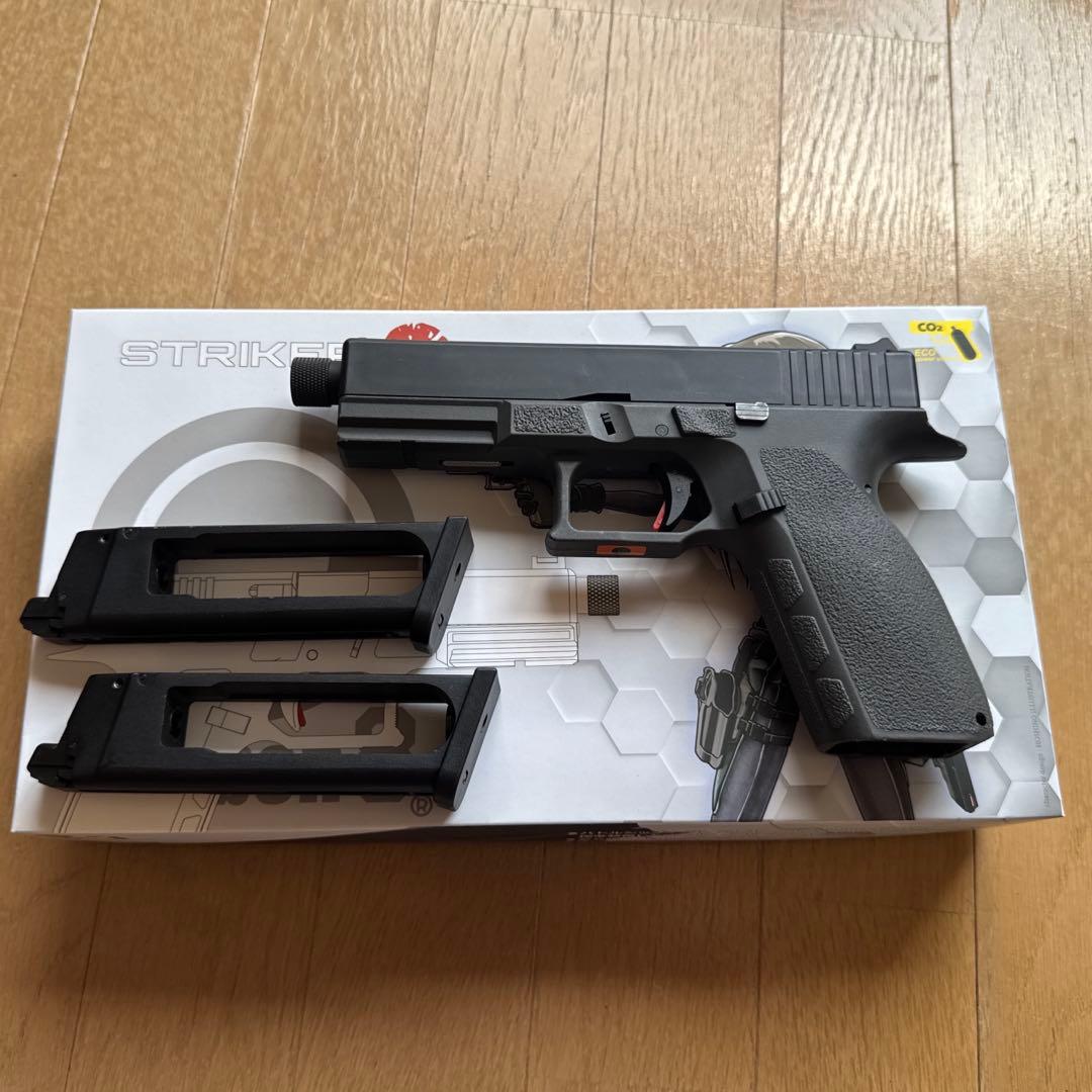 カーボネイトストライカー9Q CO2 バトルシップグレイ 追加マガジン