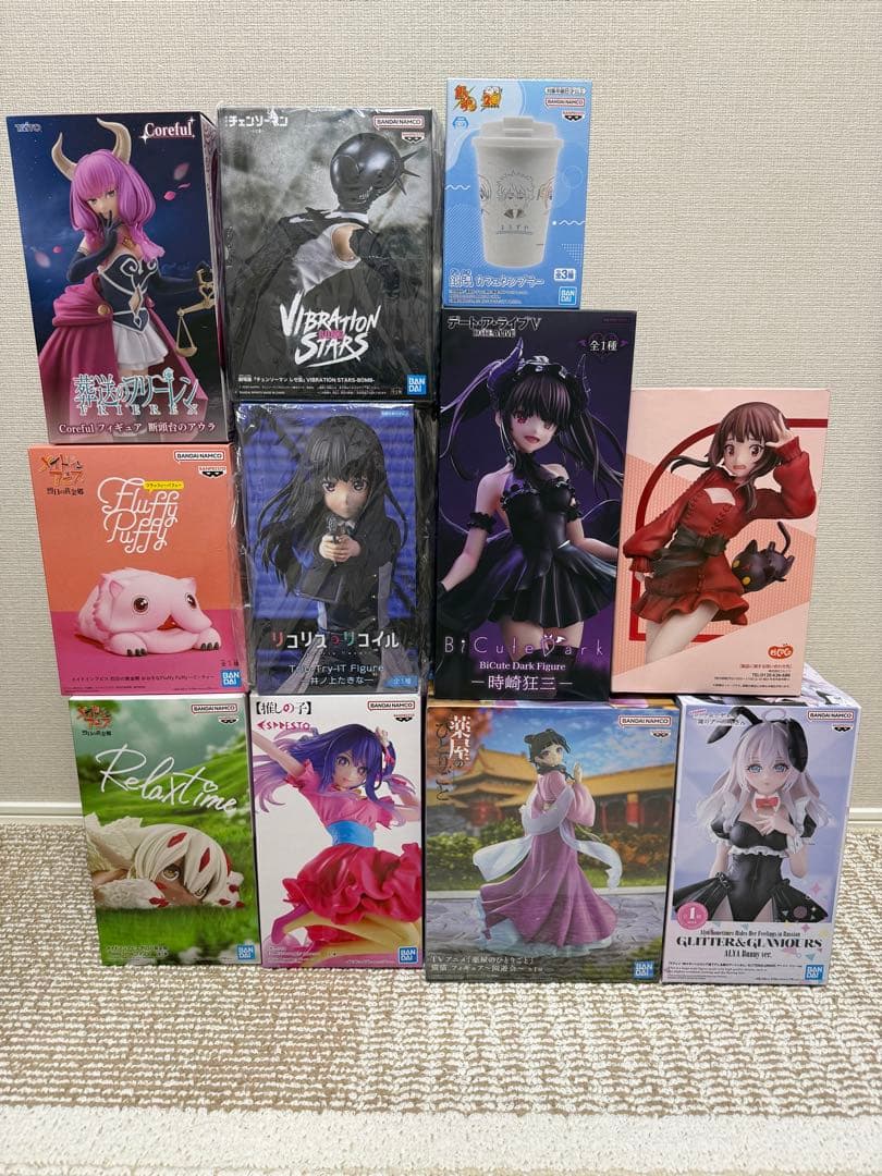 フィギュア11体セット　チェンソーマン　リコリスリコイル　銀魂　フリーレン　レゼ