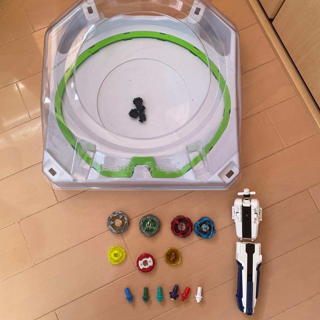 ベイブレード セット（6個+スタジアム）