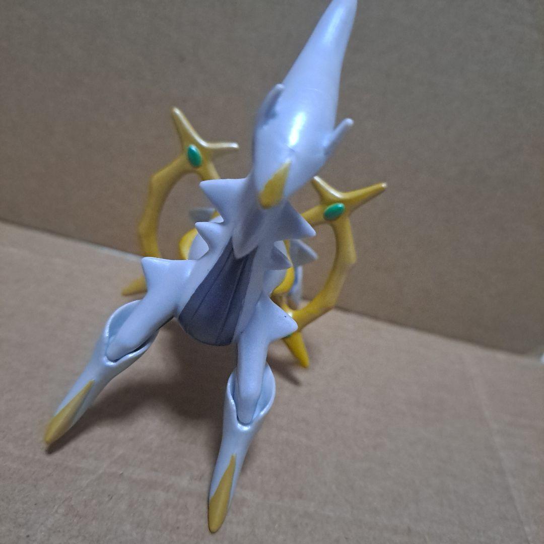 1/40スケール アルセウス フィギュア 立体ポケモン図鑑 アルセウス