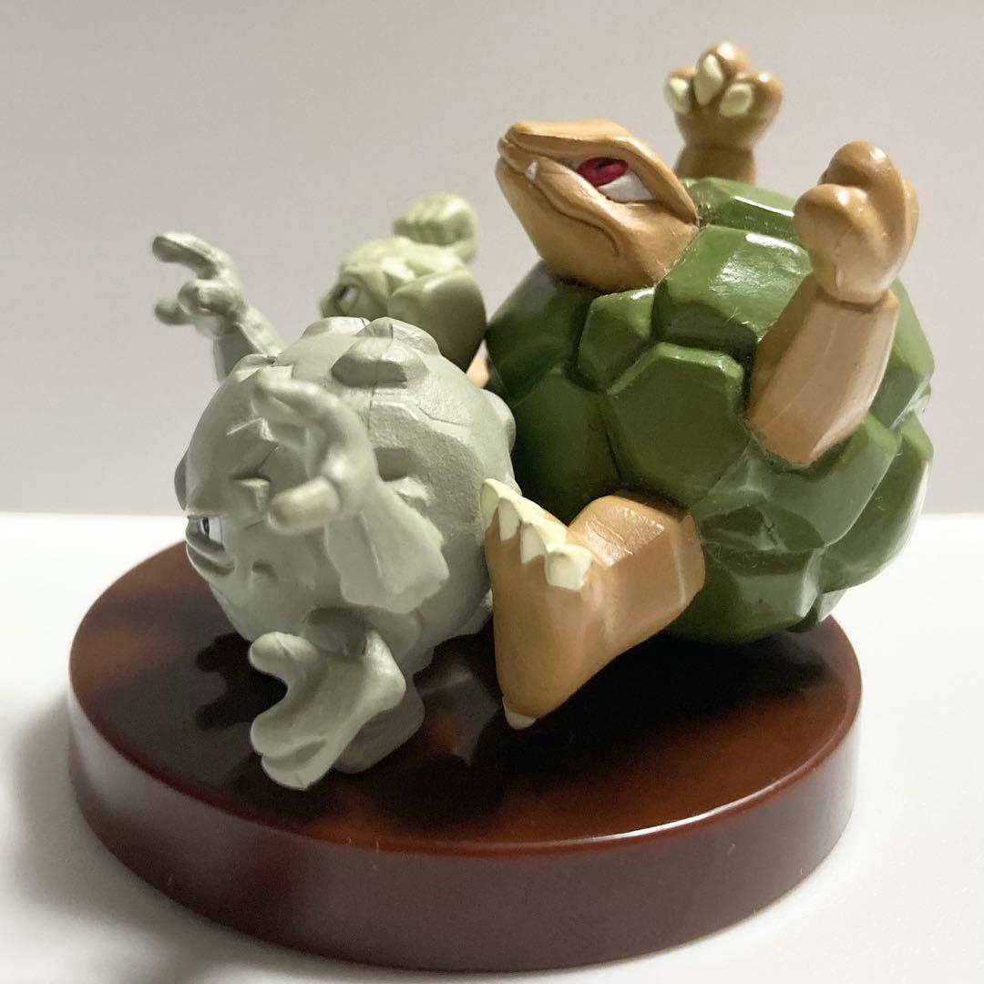 ポケモン立体図鑑 イシツブテ ゴローン ゴローニャ フィギュア