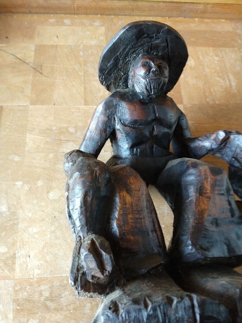 アメリカ アンティーク 木彫り PARA BR TOTA 96 - メルカリ