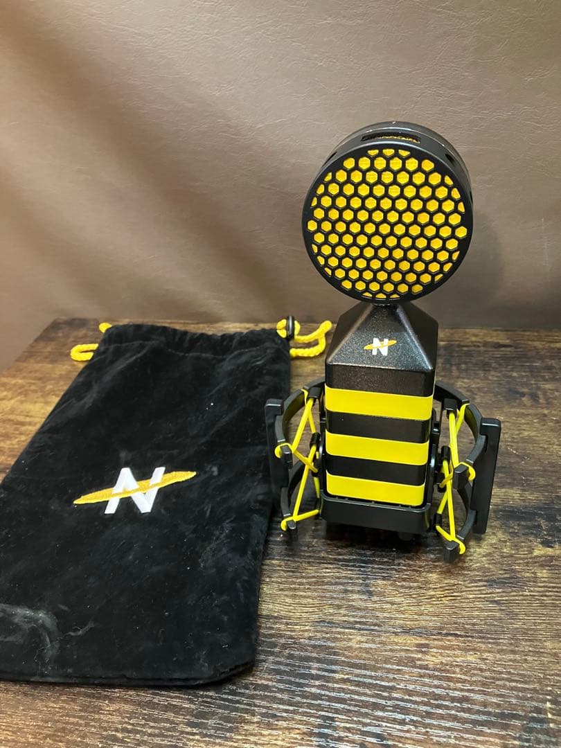 Neat Microphones King Bee マイク Neat Microphones King Bee Condenser Microphone with Stand and