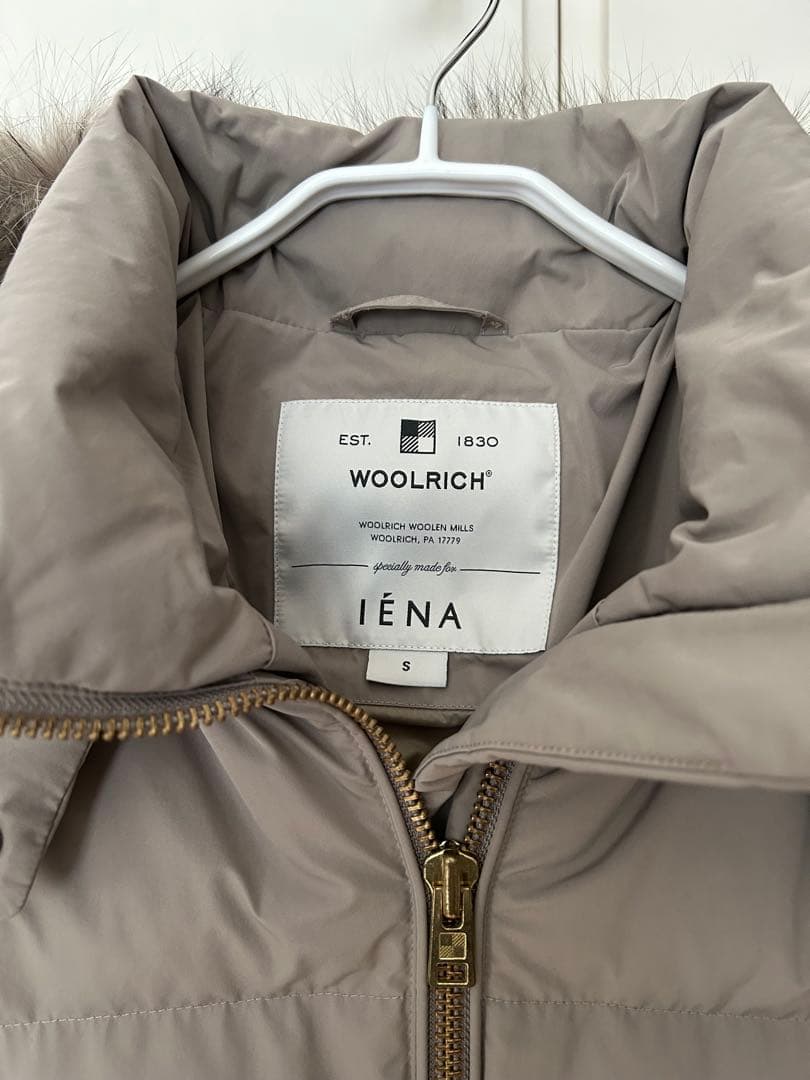 WOOLRICH IENA別注 LUX CYPRESS ダウンコート ベージュ - メルカリ