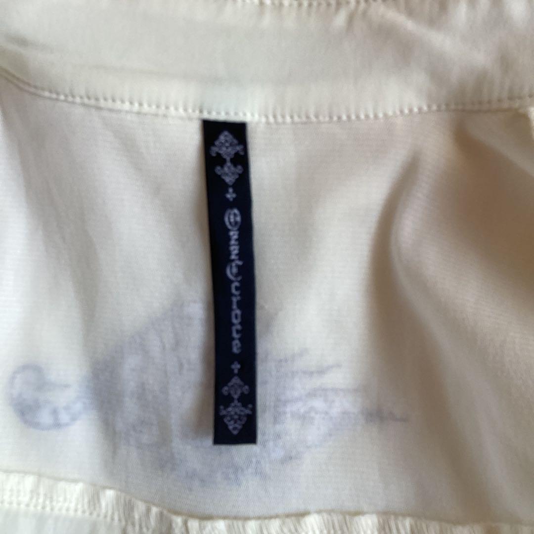 極美品！OZZ Croceアイボリー フリル ロングブラウス［商品番号10